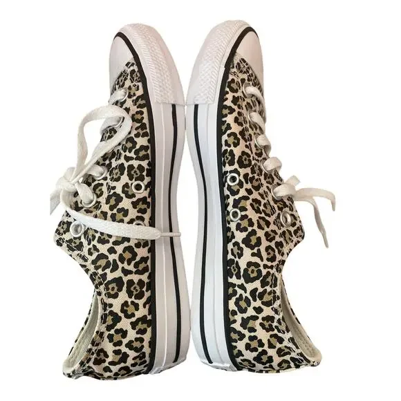 Women's Chuck Taylor All Star Cheetah Low Top
Casual Sneakers 8 - Picture 8 of 9